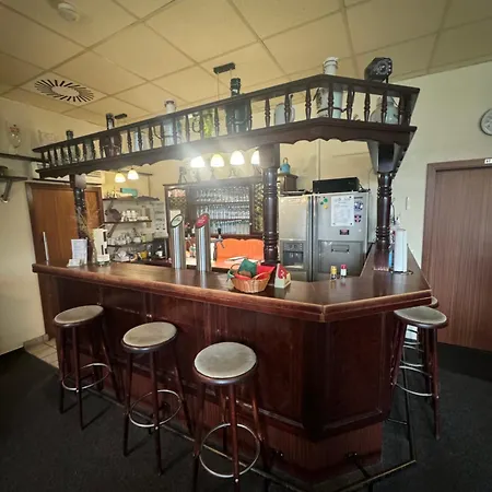 Gaststaette Zum Torkrug Bed & Breakfast Magdeburk