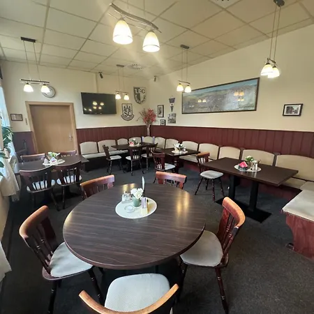 Bed & Breakfast Gaststaette Zum Torkrug